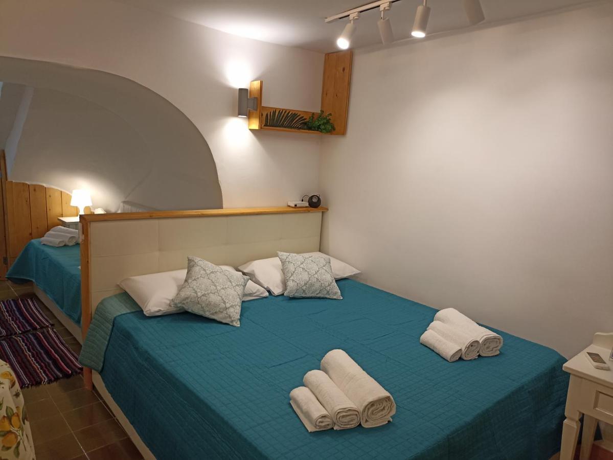 Centro Urbano Villa Napels Buitenkant foto